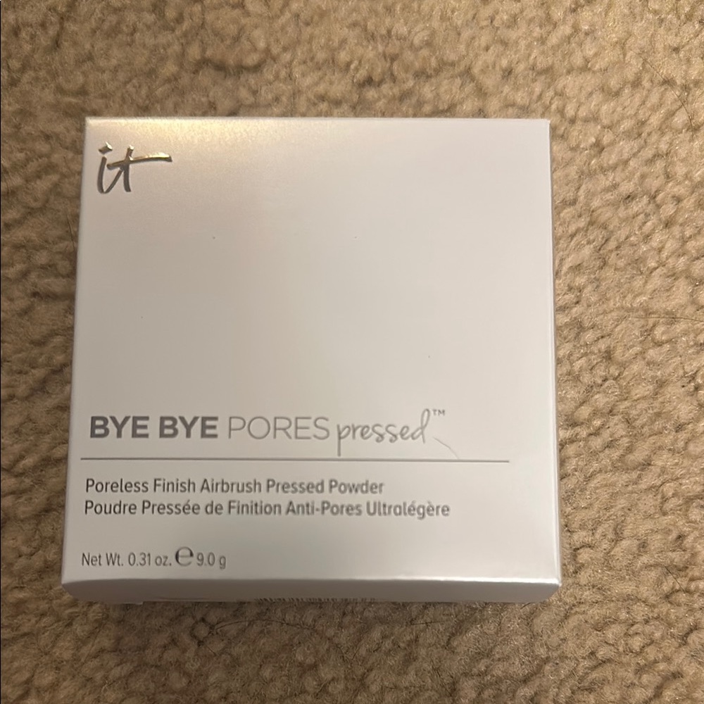 IT Cosmetics Bye Bye Pores Pressed Powder - Translucent